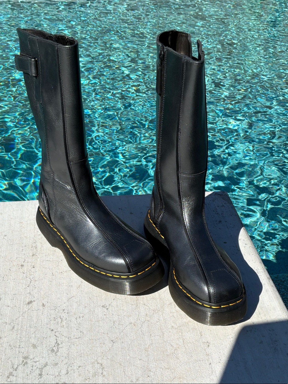 Dr Martens BUZZ HI Gun Metal LEATHER Boots New Without Tags Size 9